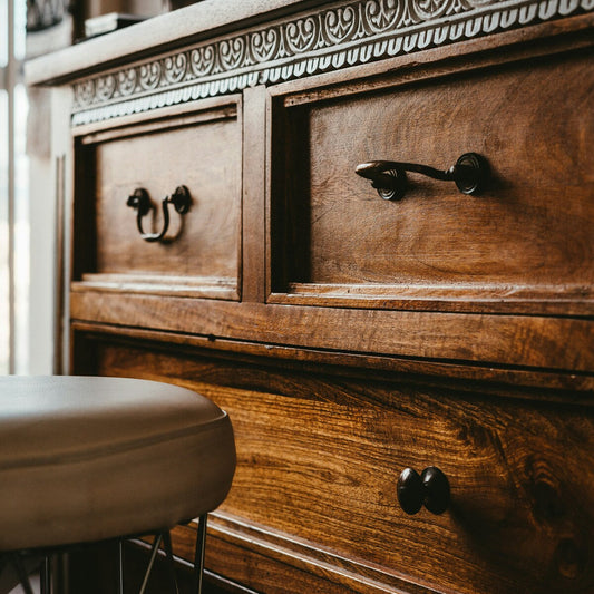 Embracing Elegance: The Timeless Appeal of Antique Furniture in Interior Decor